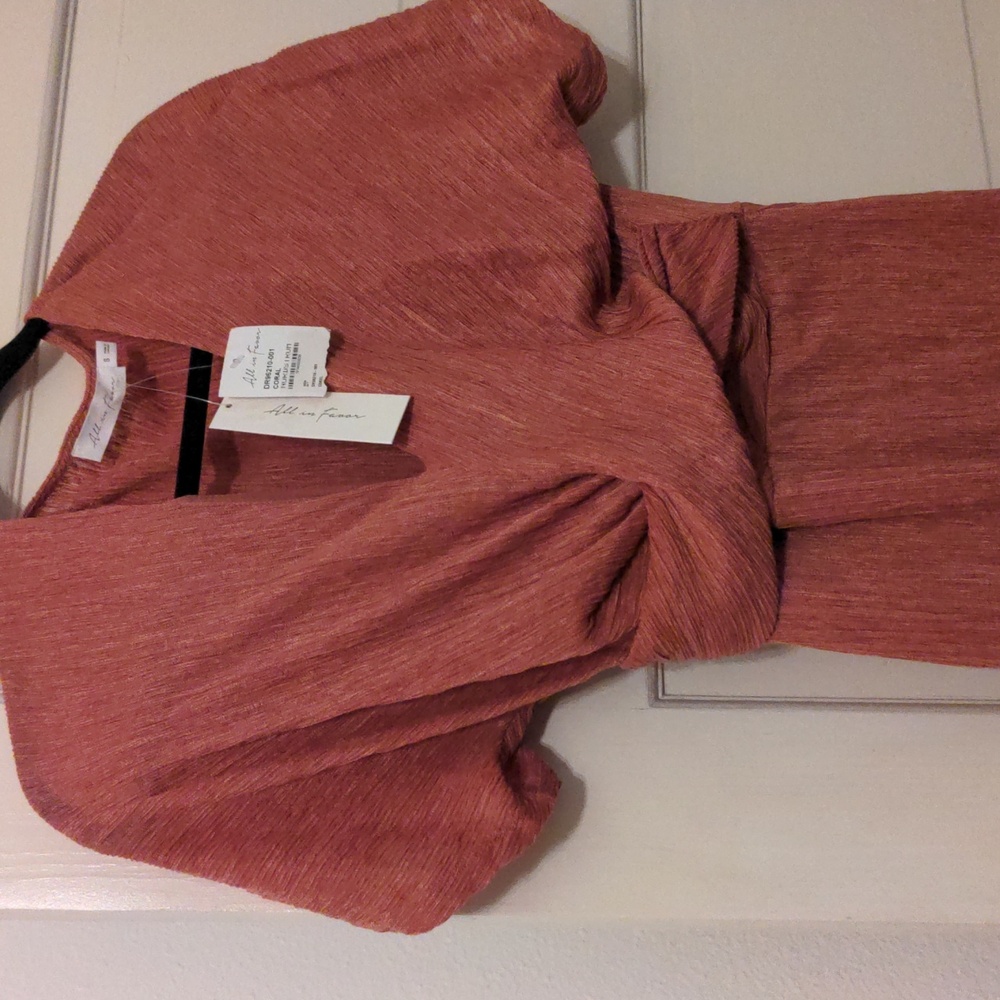 Pink long dress with crossover front - Picture 3 of 6